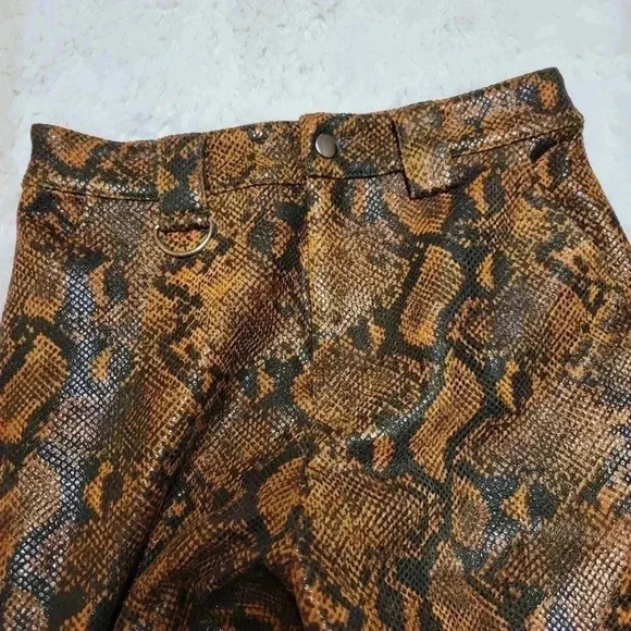 h:ours Tan Snake Print Ankle Pants - Picture 4 of 7